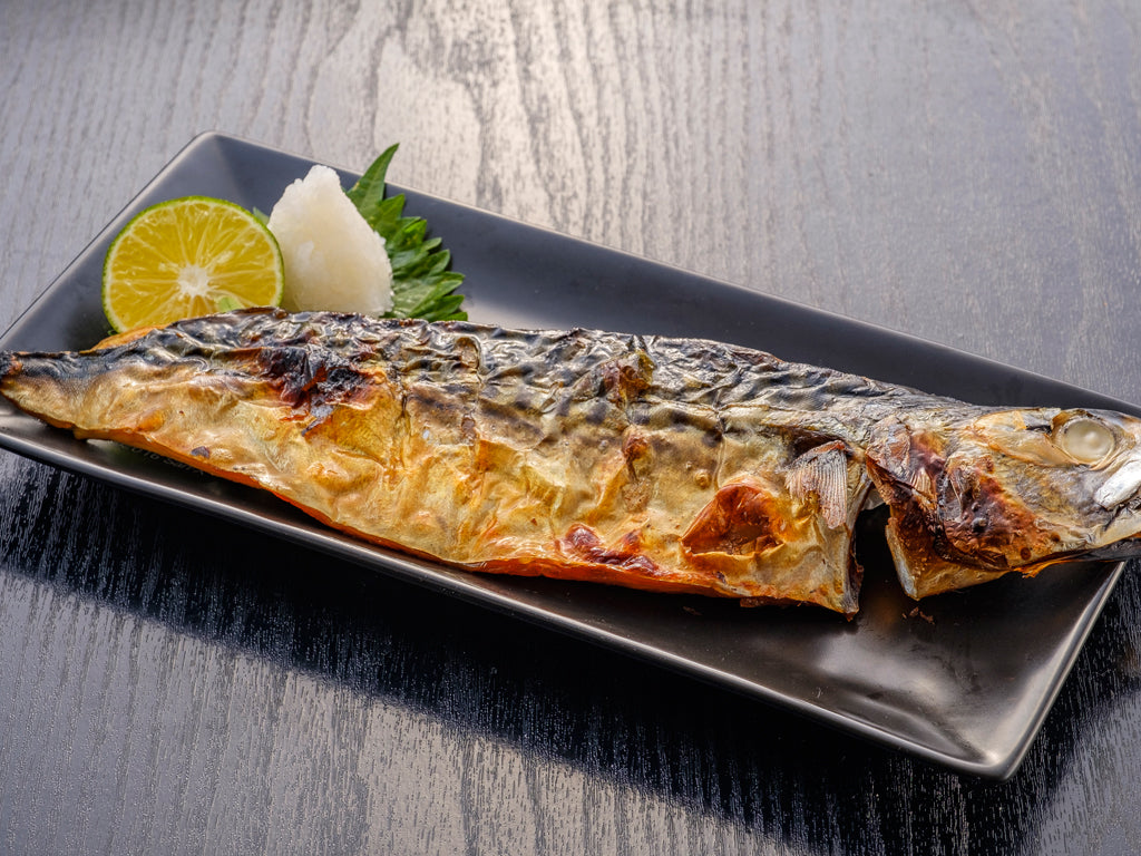 干物はなぜ美味しいのか？水分が抜けるだけではない、魚の旨味が引き出される理由｜鯖の干物や文化干しが美味しい仕組み